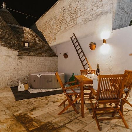 Milestones Modern Suite Trullo Jacuzzi Spa & Relax Алберобело Екстериор снимка