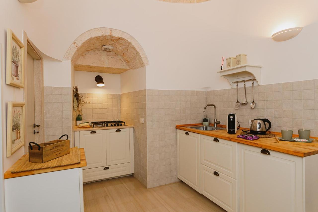 Milestones Modern Suite Trullo Jacuzzi Spa & Relax Алберобело Екстериор снимка