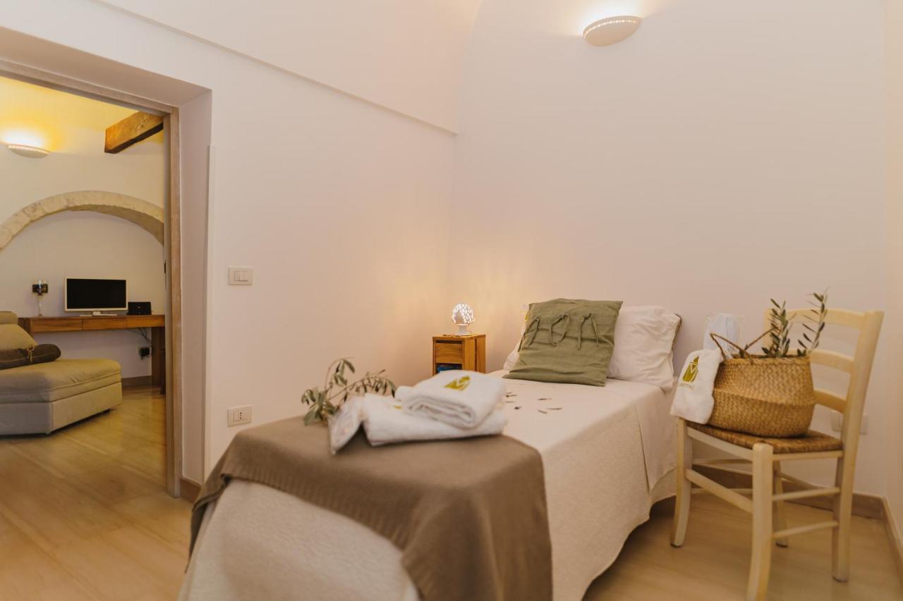Milestones Modern Suite Trullo Jacuzzi Spa & Relax Алберобело Екстериор снимка